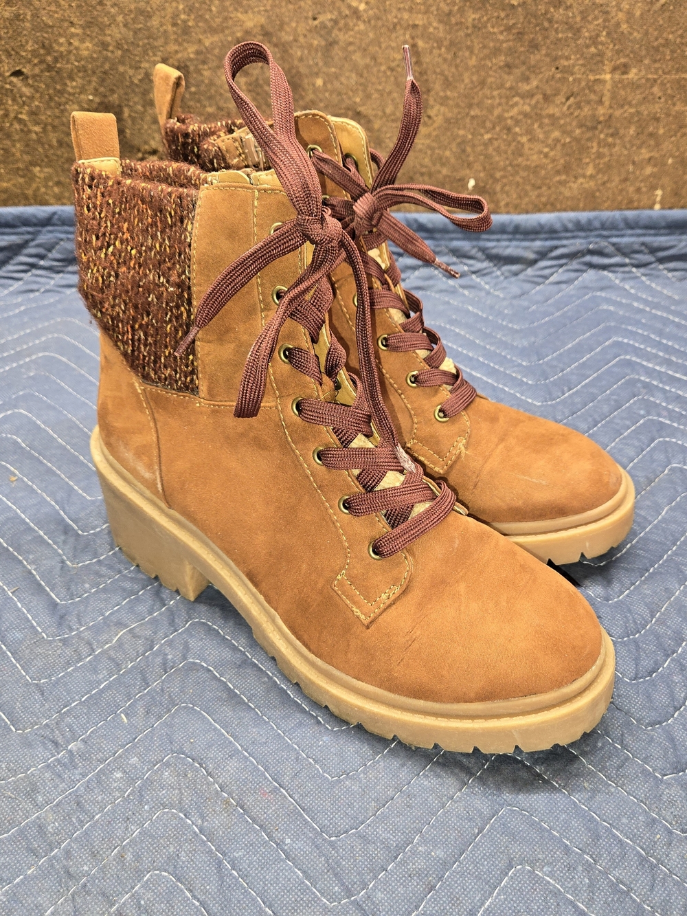 Pop Chestnut Suede Lace-Up Knit Collar Platform Boots Sz11